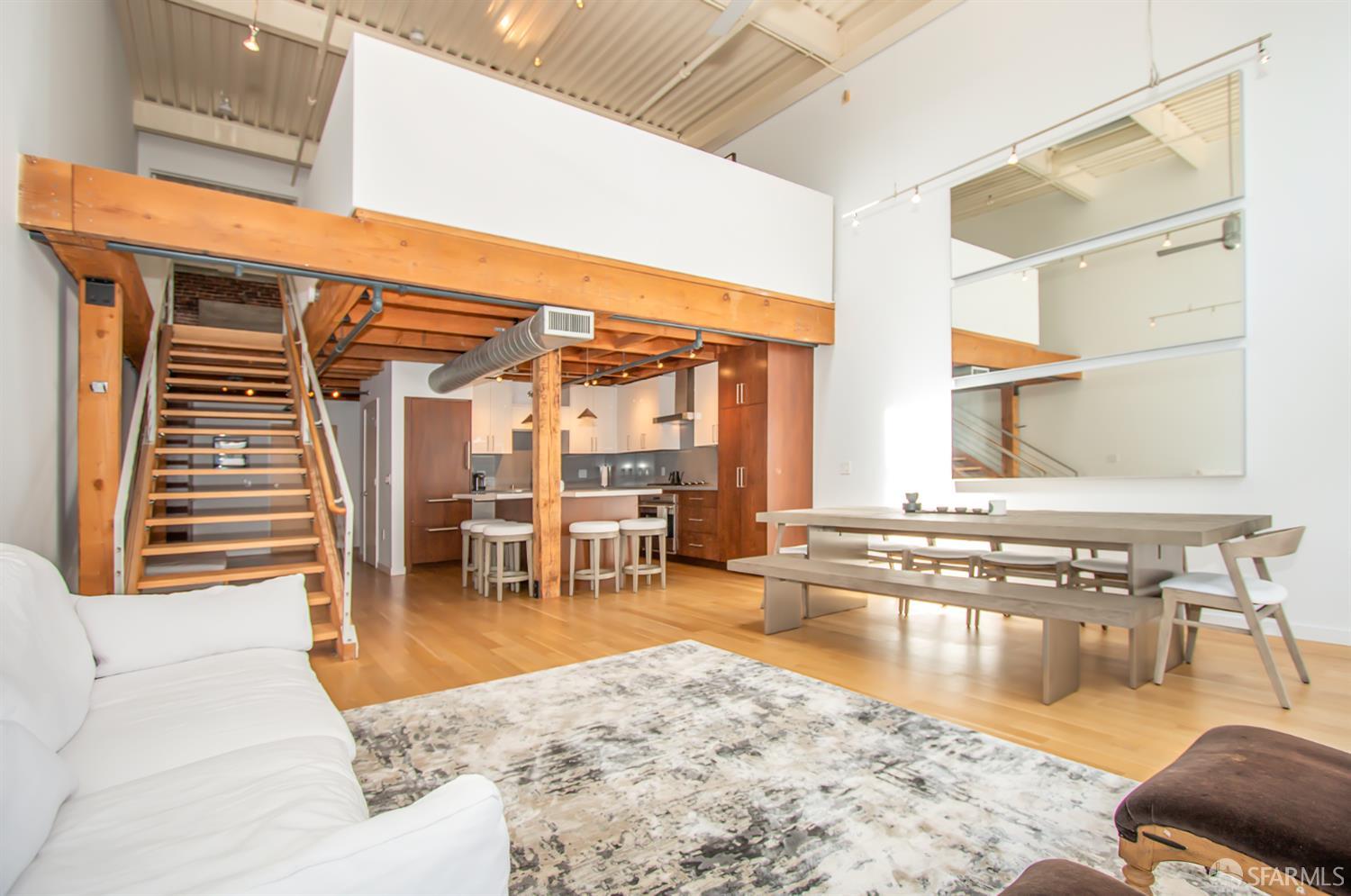 Detail Gallery Image 4 of 22 For 650 Delancey St #411,  San Francisco,  CA 94107 - 2 Beds | 2 Baths