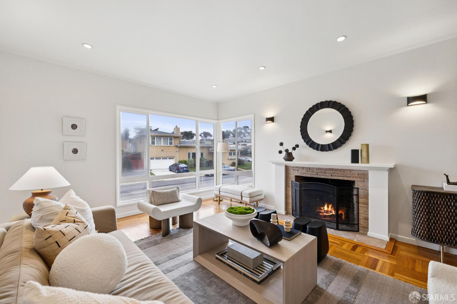 Detail Gallery Image 6 of 45 For 7 Lake Vista Ave, Daly City,  CA 94015 - 3 Beds | 2 Baths