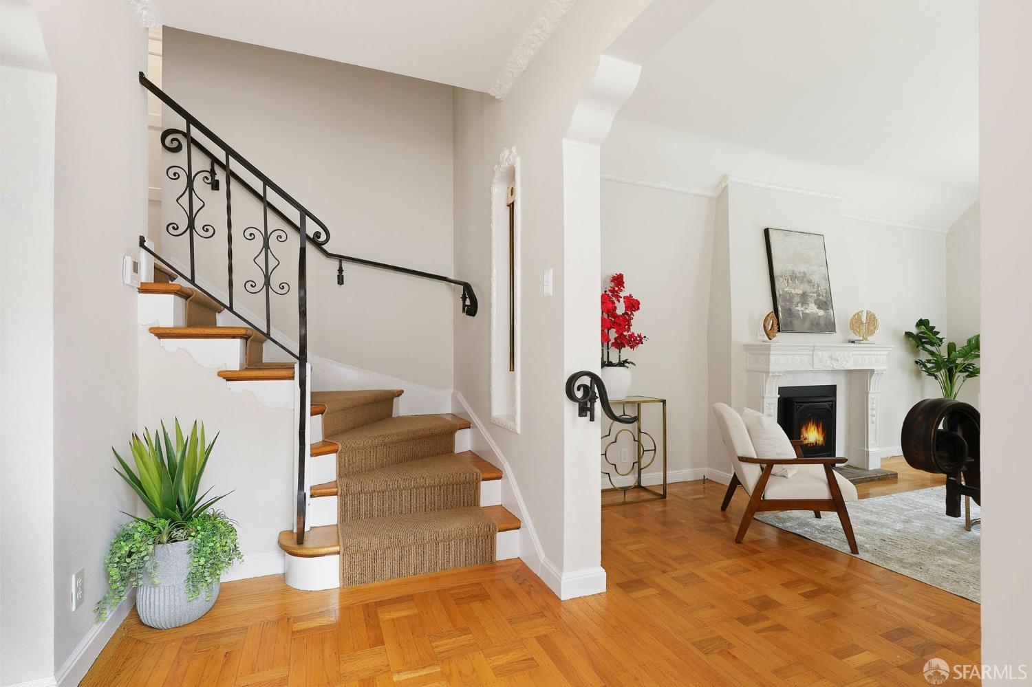 Detail Gallery Image 13 of 36 For 2032 Wawona St, San Francisco,  CA 94116 - 3 Beds | 2 Baths