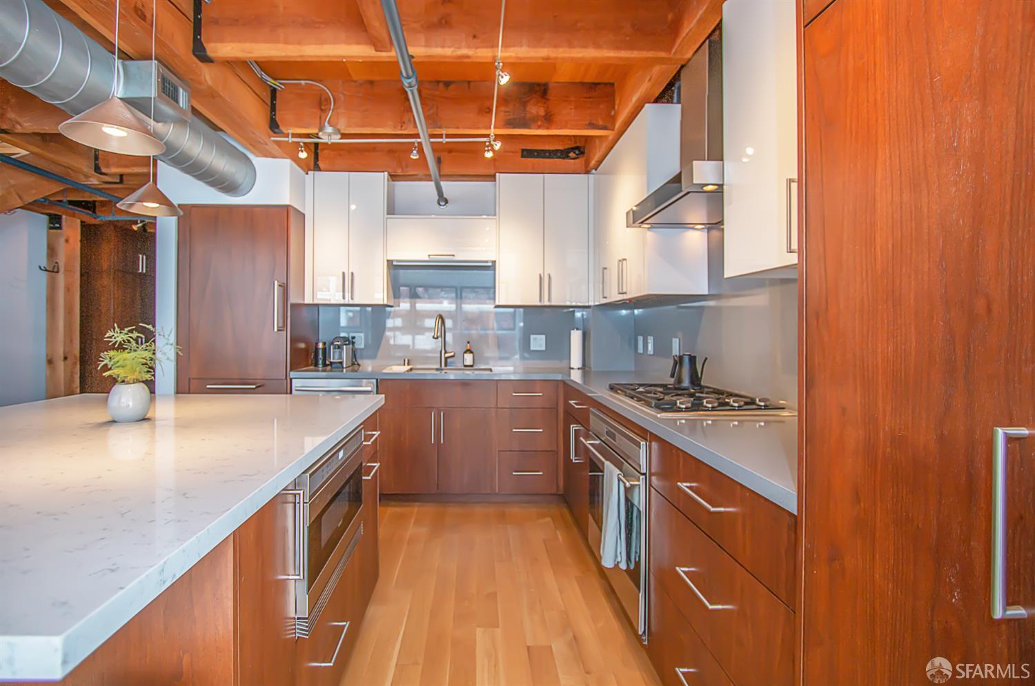 Detail Gallery Image 6 of 22 For 650 Delancey St #411,  San Francisco,  CA 94107 - 2 Beds | 2 Baths