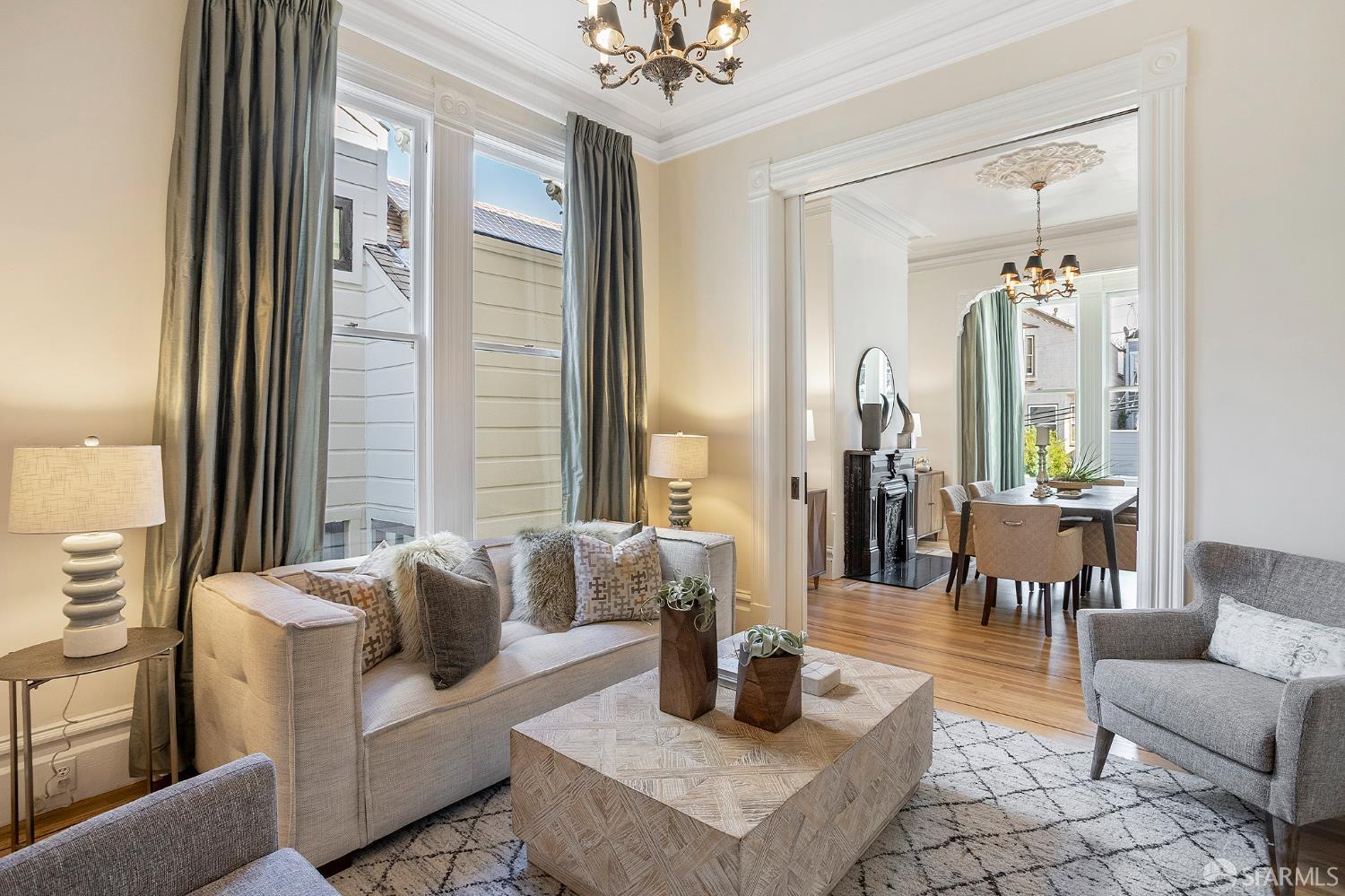 Detail Gallery Image 2 of 63 For 306 Diamond St, San Francisco,  CA 94114 - 3 Beds | 2 Baths