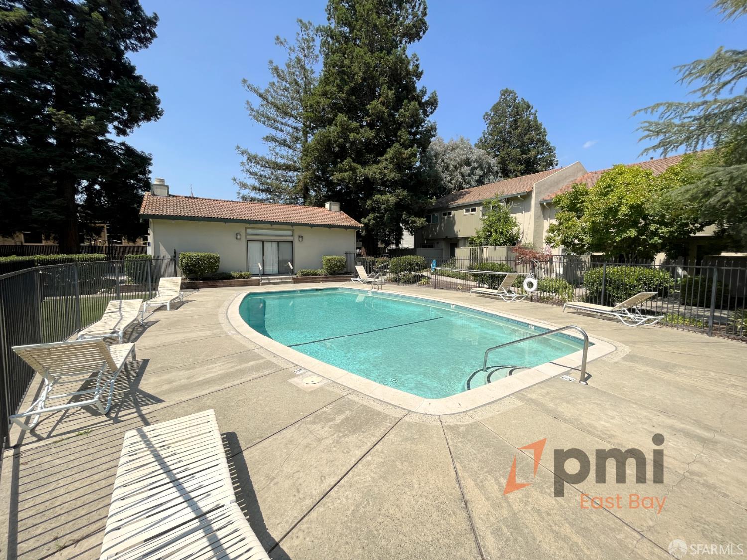 Detail Gallery Image 16 of 16 For 1716 Parkside Dr, Walnut Creek,  CA 94597 - 2 Beds | 2/1 Baths