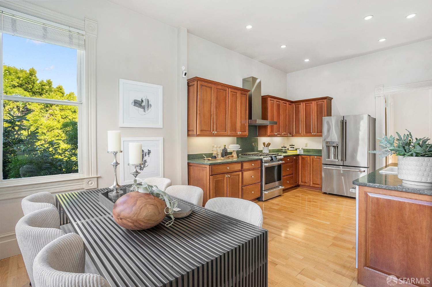 Detail Gallery Image 31 of 63 For 306 Diamond St, San Francisco,  CA 94114 - 3 Beds | 2 Baths