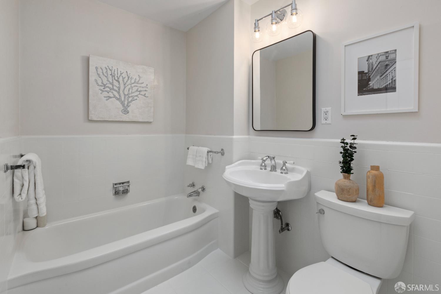 Detail Gallery Image 20 of 89 For 201 Detroit St, San Francisco,  CA 94131 - 4 Beds | 2 Baths