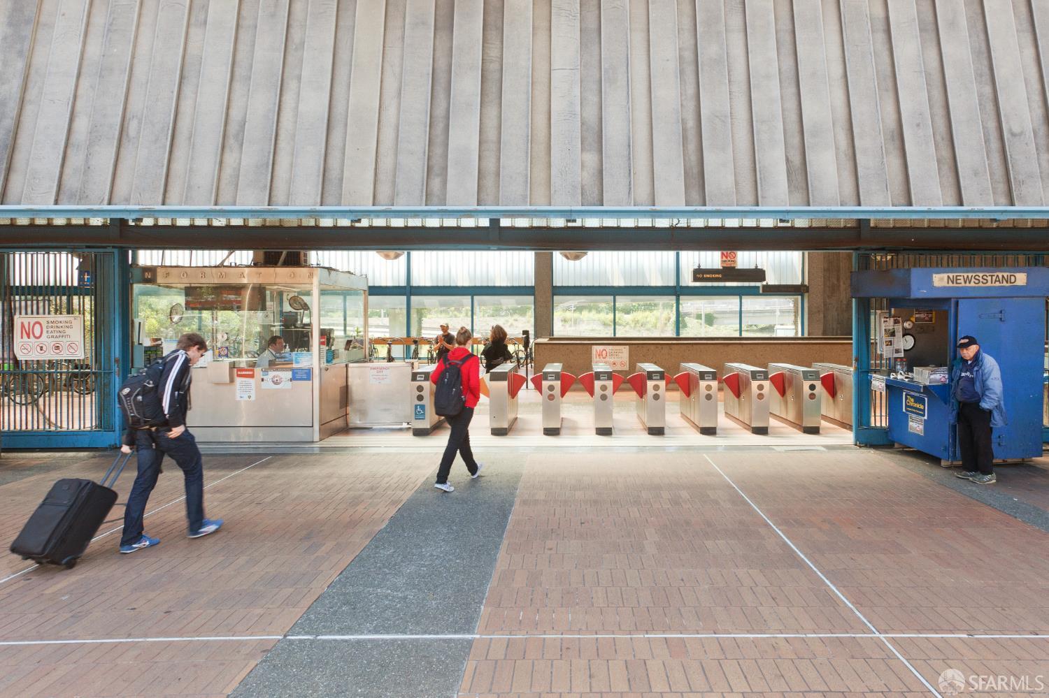 Detail Gallery Image 87 of 89 For 201 Detroit St, San Francisco,  CA 94131 - 4 Beds | 2 Baths