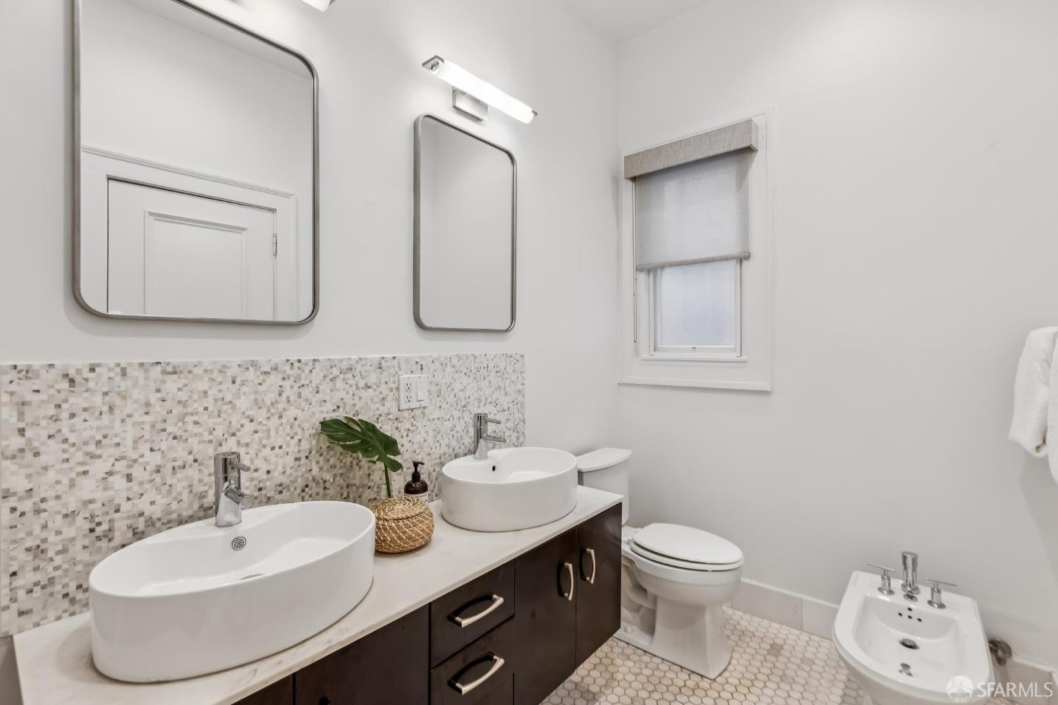 Detail Gallery Image 16 of 30 For 903 Guerrero St, San Francisco,  CA 94110 - 3 Beds | 2 Baths