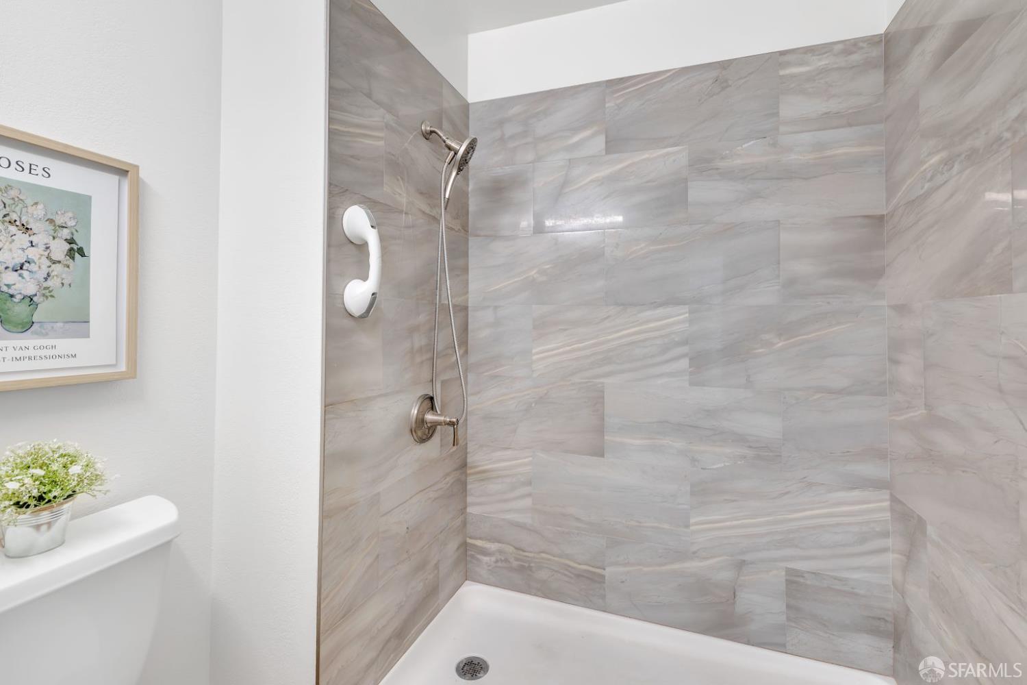 Detail Gallery Image 20 of 42 For 465 Fathom Dr #211,  San Mateo,  CA 94404 - 1 Beds | 1 Baths