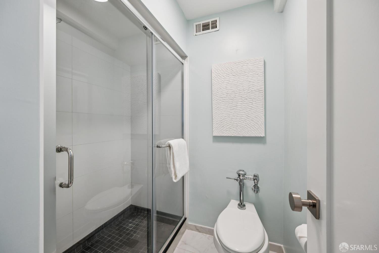 Detail Gallery Image 16 of 23 For 66 Cleary Ct #508,  San Francisco,  CA 94109 - 3 Beds | 2 Baths