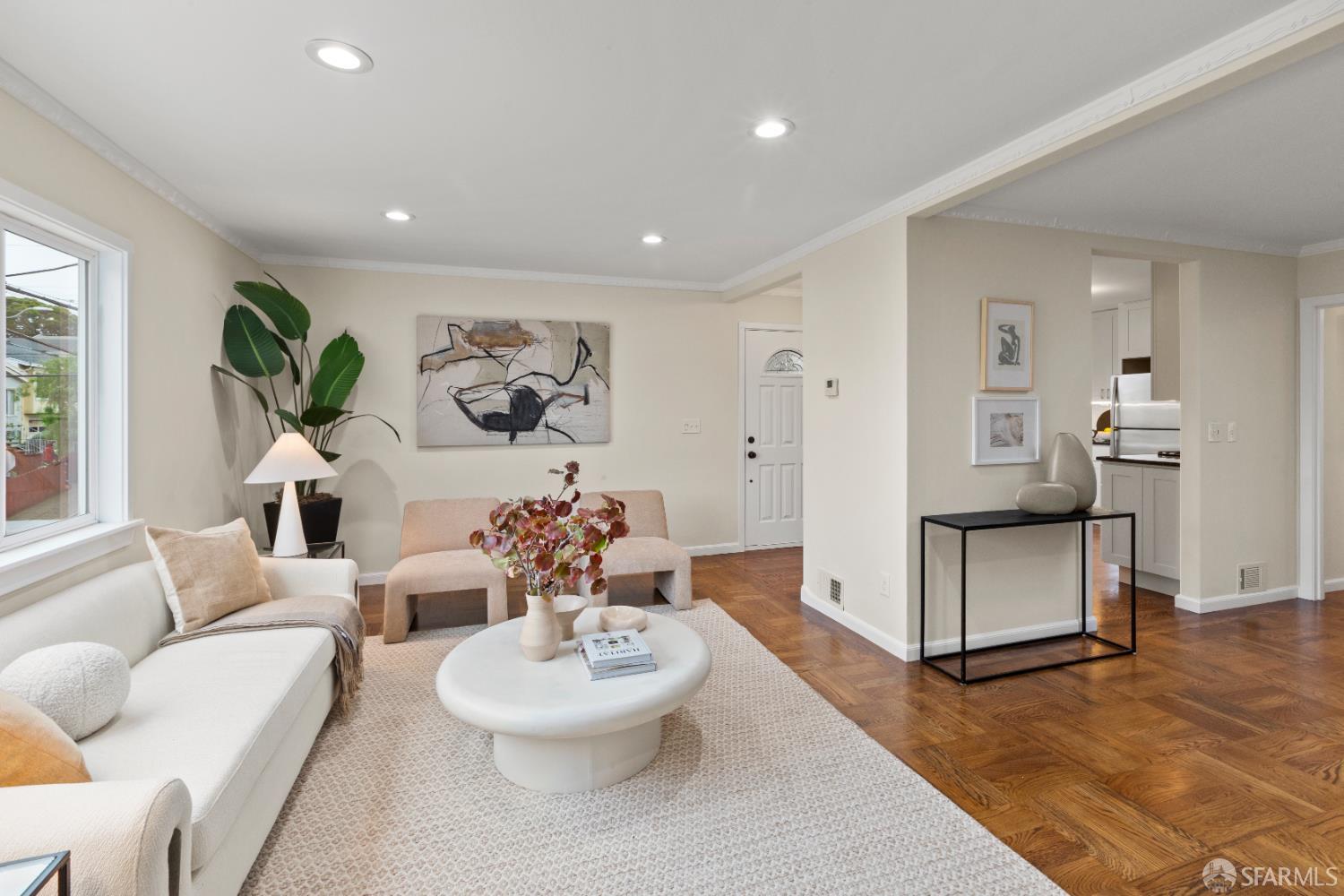 Detail Gallery Image 5 of 89 For 201 Detroit St, San Francisco,  CA 94131 - 4 Beds | 2 Baths