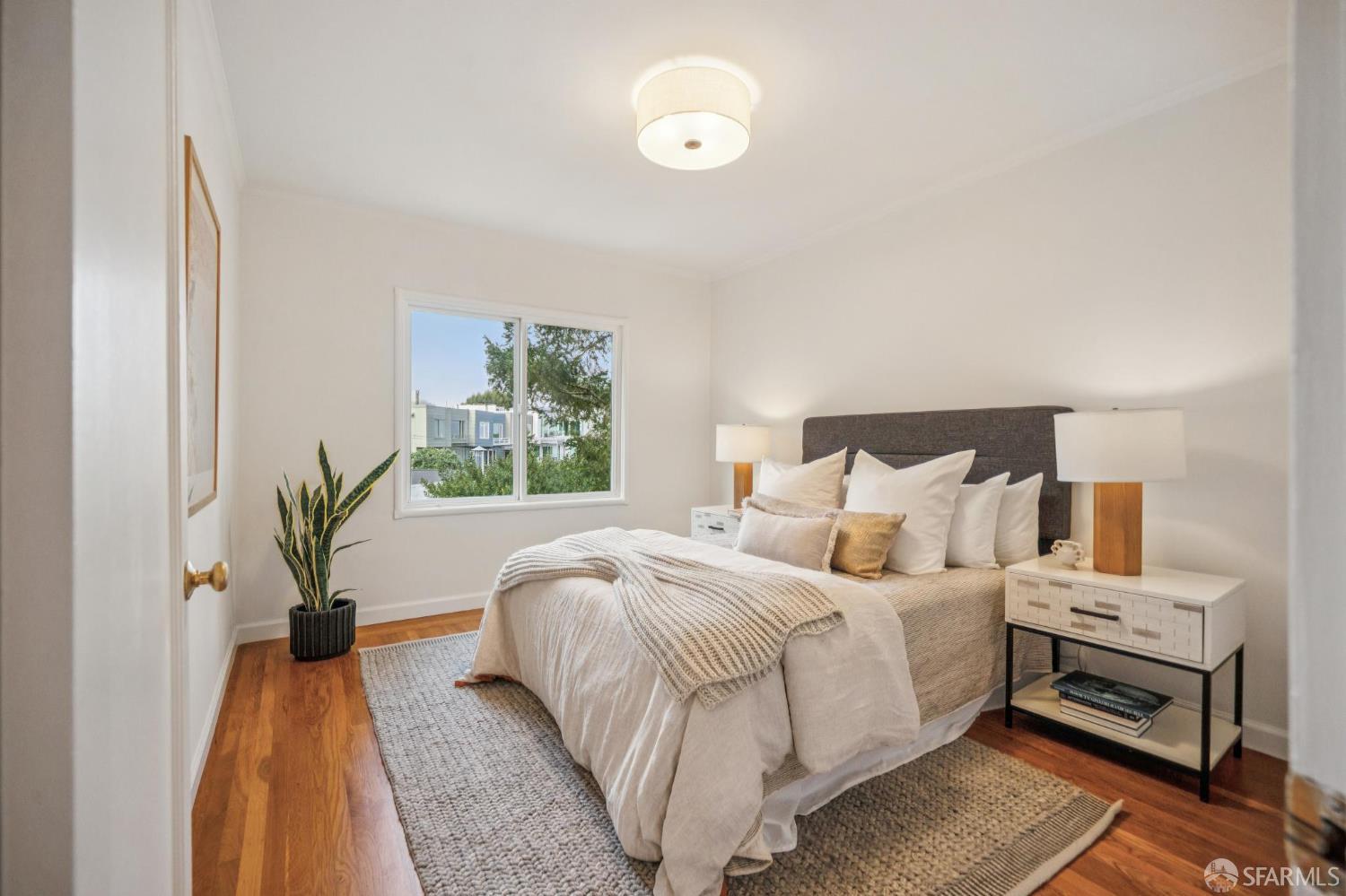 Detail Gallery Image 6 of 12 For 38 Newburg St, San Francisco,  CA 94131 - 3 Beds | 2 Baths