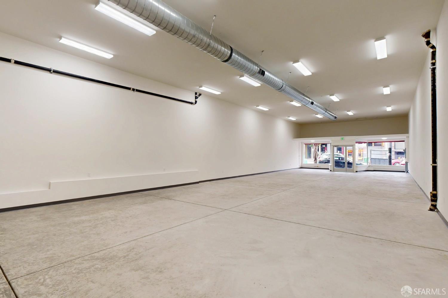 Detail Gallery Image 7 of 12 For 724 Irving St, San Francisco,  CA 94109 - – Beds | – Baths