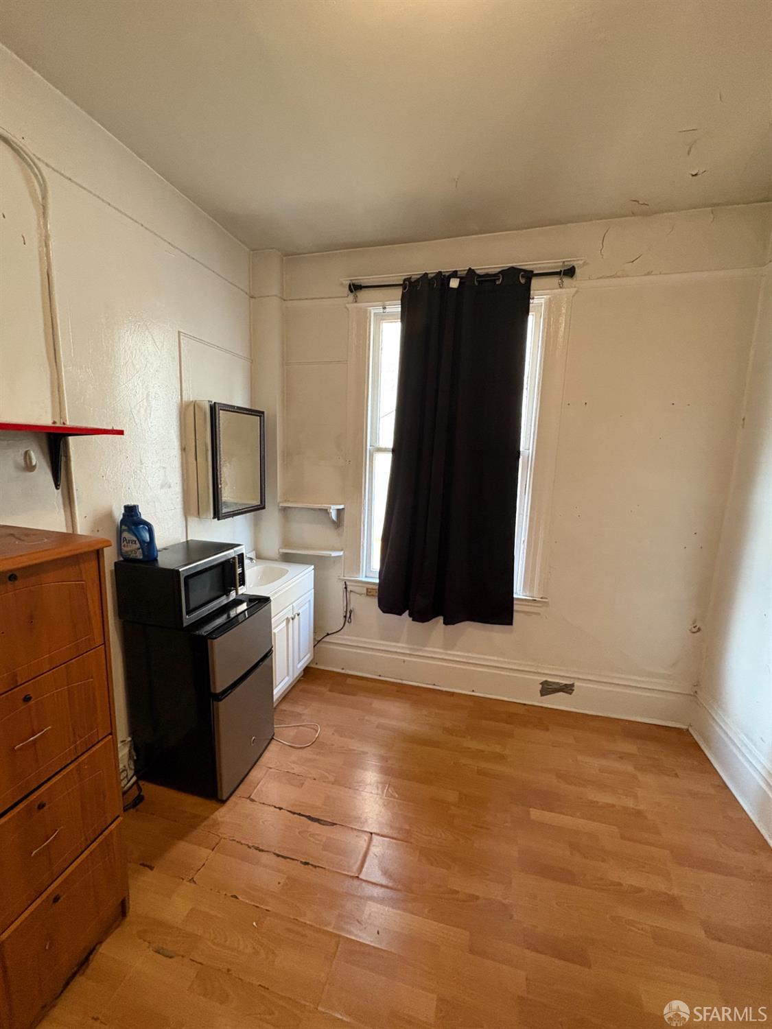 Detail Gallery Image 3 of 4 For 734 Vallejo St, San Francisco,  CA 94133 - – Beds | – Baths