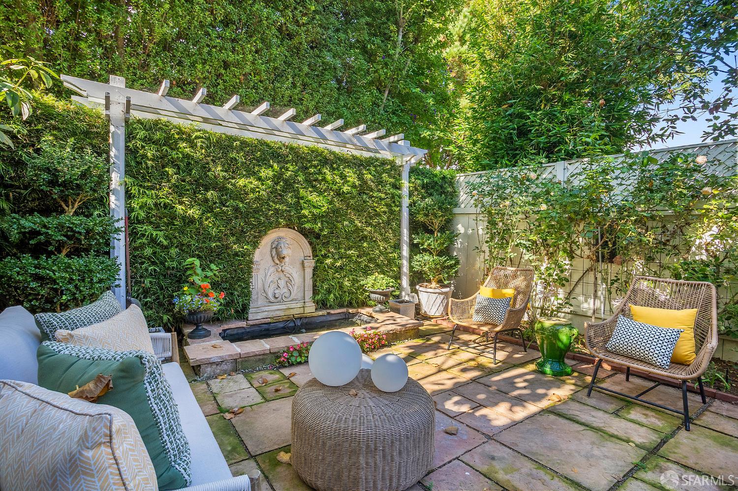 Detail Gallery Image 42 of 63 For 306 Diamond St, San Francisco,  CA 94114 - 3 Beds | 2 Baths