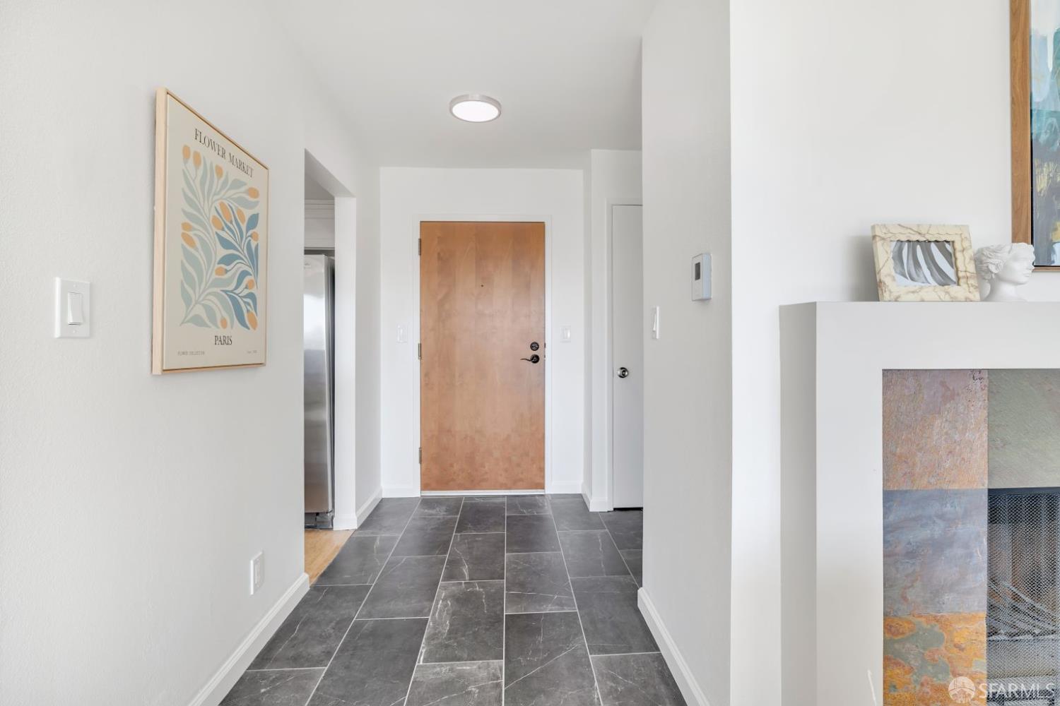 Detail Gallery Image 2 of 42 For 465 Fathom Dr #211,  San Mateo,  CA 94404 - 1 Beds | 1 Baths