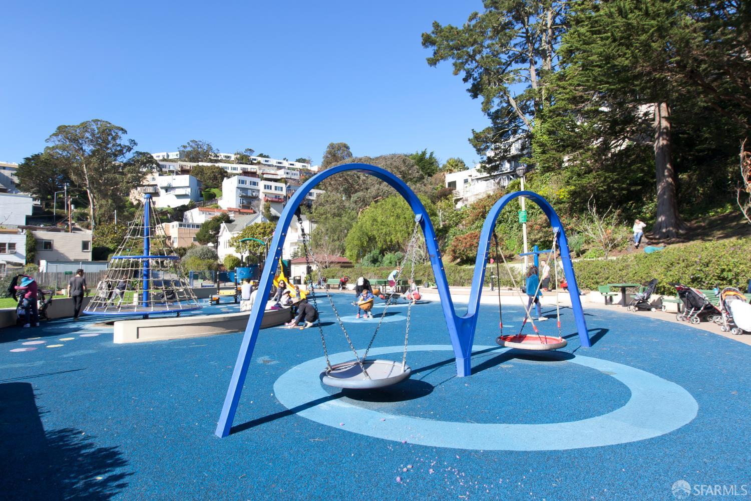 Detail Gallery Image 76 of 89 For 201 Detroit St, San Francisco,  CA 94131 - 4 Beds | 2 Baths