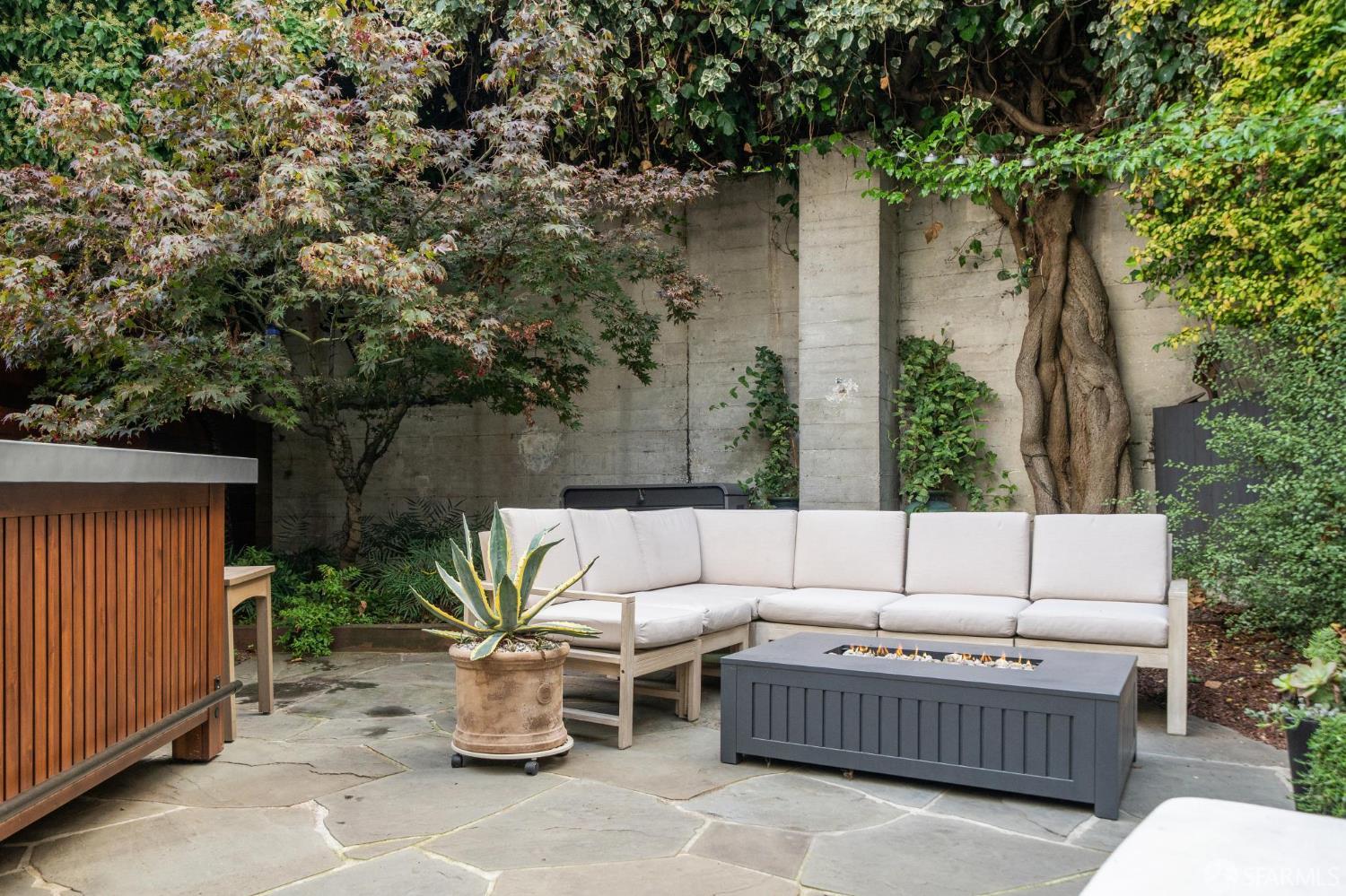 Detail Gallery Image 35 of 56 For 3883 20th St, San Francisco,  CA 94114 - 4 Beds | 2/1 Baths