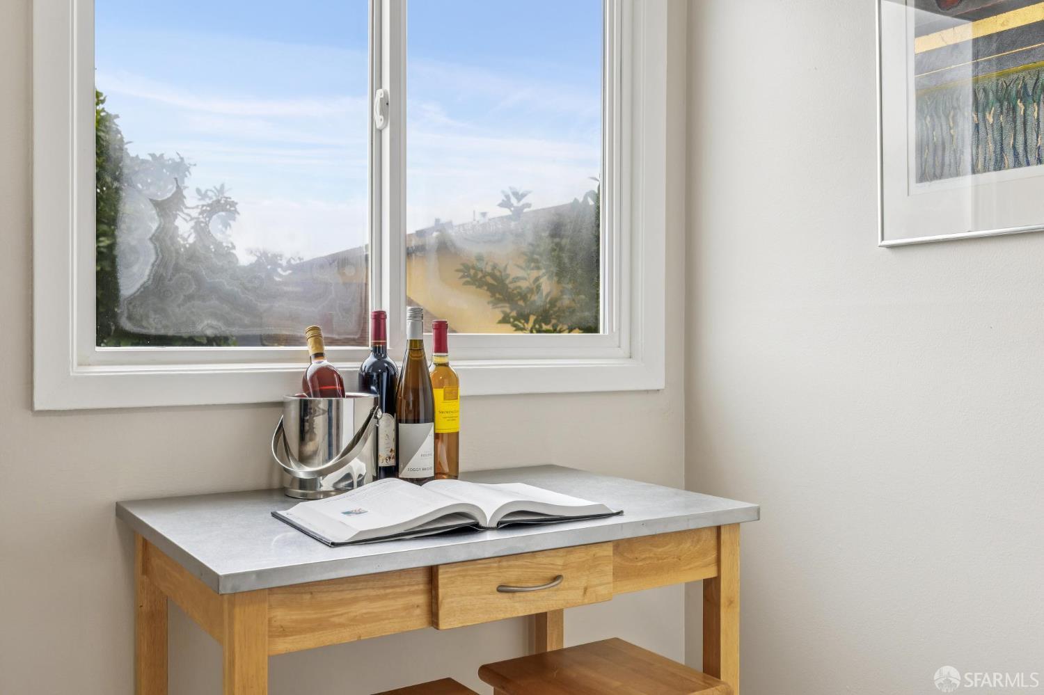 Detail Gallery Image 14 of 36 For 45 Dalewood Way, San Francisco,  CA 94127 - 3 Beds | 2 Baths