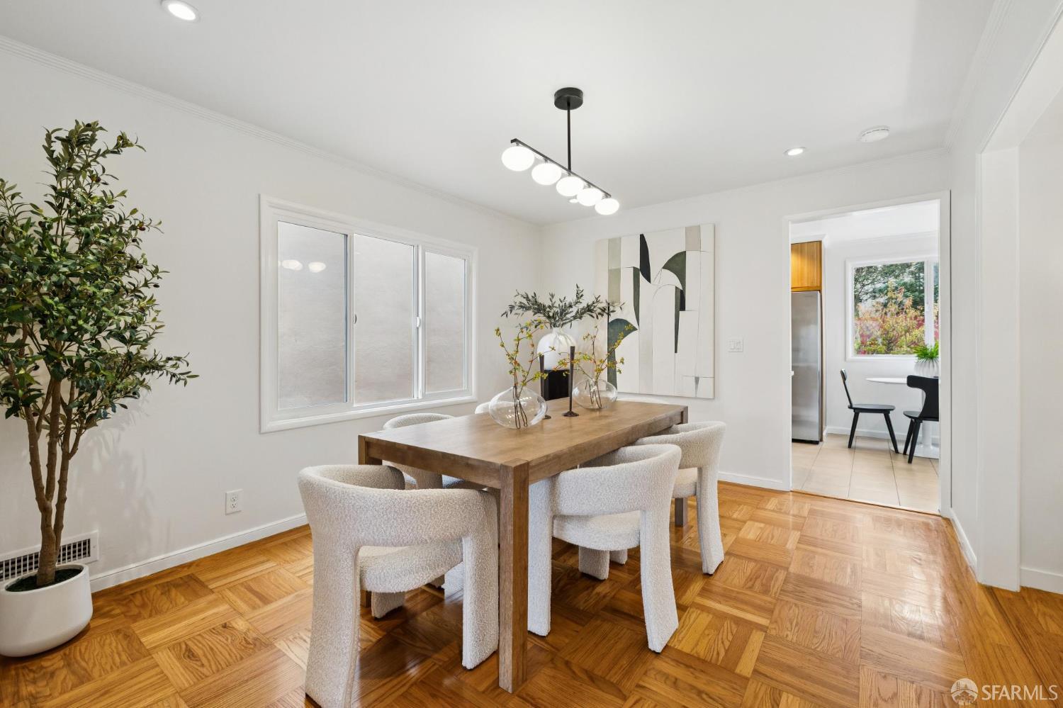 Detail Gallery Image 9 of 45 For 7 Lake Vista Ave, Daly City,  CA 94015 - 3 Beds | 2 Baths