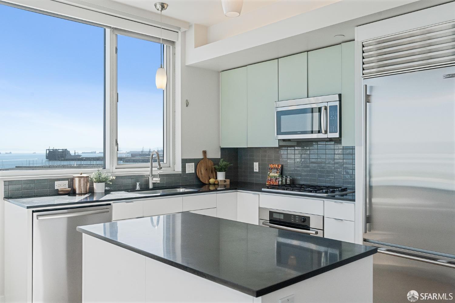 Detail Gallery Image 21 of 58 For 501 Beale St 10a,  San Francisco,  CA 94105 - 2 Beds | 2 Baths