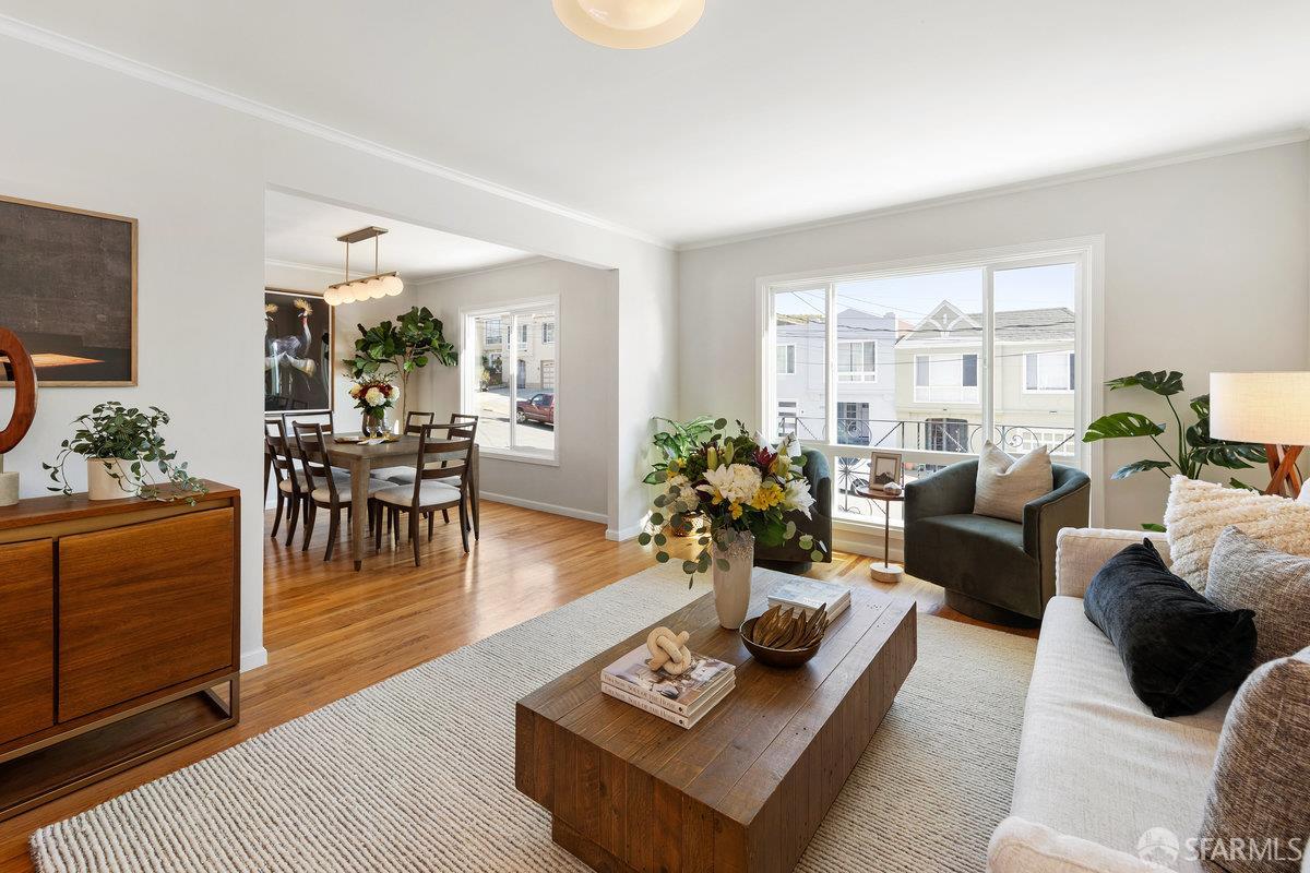 Detail Gallery Image 8 of 50 For 2591 39th Ave, San Francisco,  CA 94116 - 3 Beds | 2 Baths