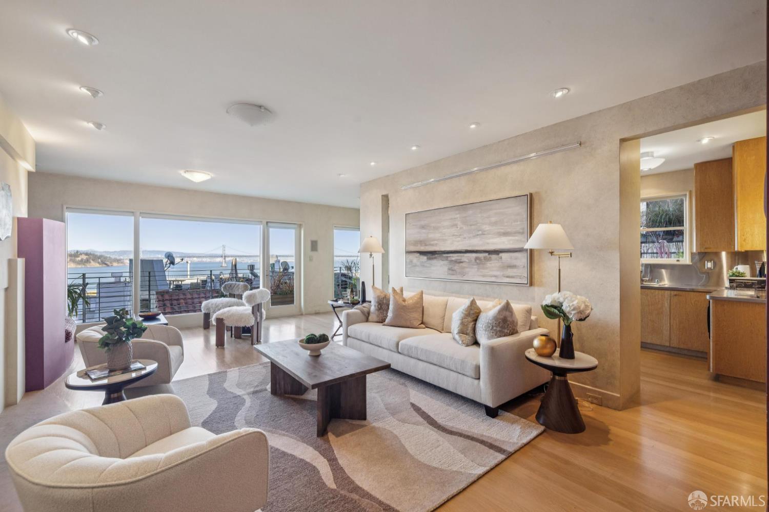 Detail Gallery Image 5 of 16 For 1440 Montgomery St #21,  San Francisco,  CA 94133 - 2 Beds | 2 Baths