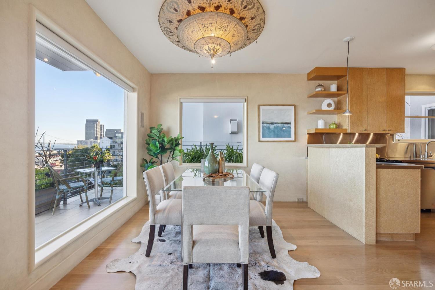 Detail Gallery Image 6 of 16 For 1440 Montgomery St #21,  San Francisco,  CA 94133 - 2 Beds | 2 Baths