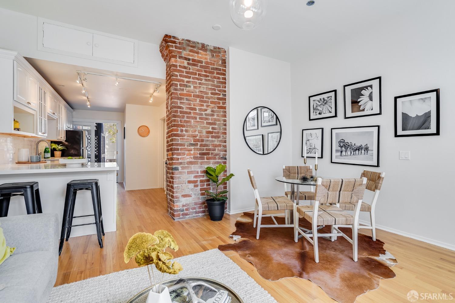 Detail Gallery Image 8 of 22 For 490 Clipper St #492,  San Francisco,  CA 94114 - 2 Beds | 1 Baths