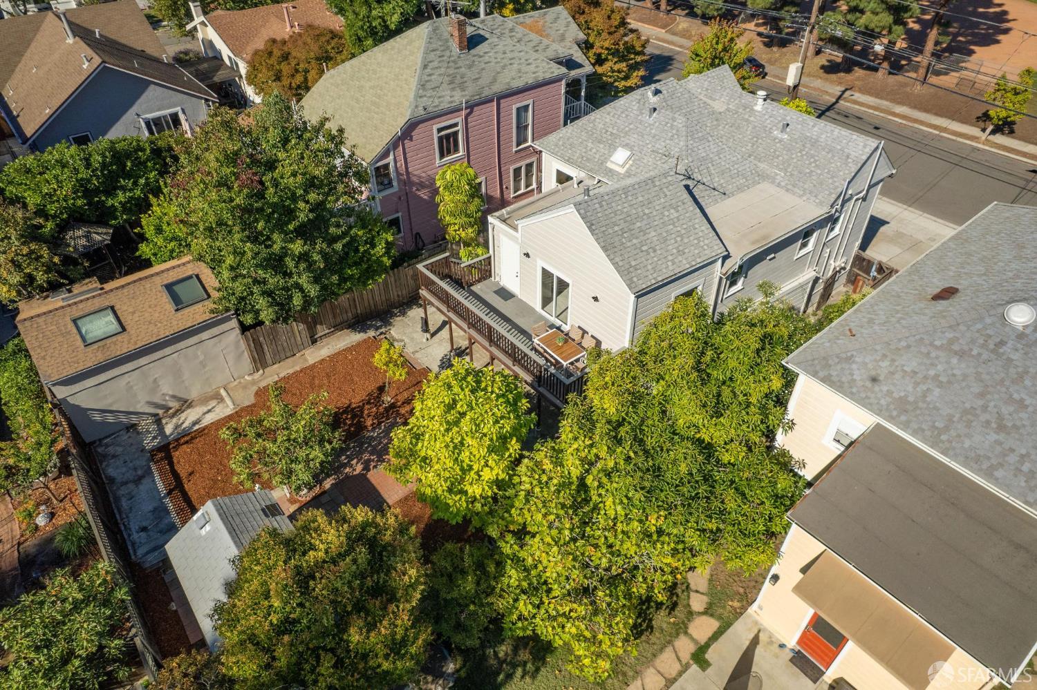 Detail Gallery Image 53 of 56 For 1412 Pacific Ave, Alameda,  CA 94501 - 3 Beds | 2 Baths