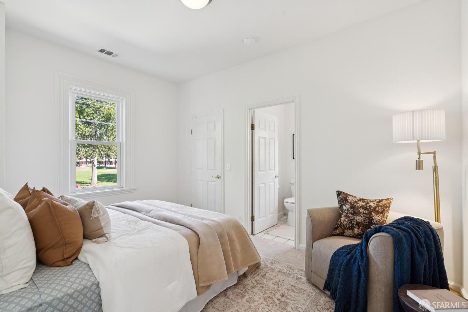 Detail Gallery Image 23 of 56 For 1412 Pacific Ave, Alameda,  CA 94501 - – Beds | – Baths