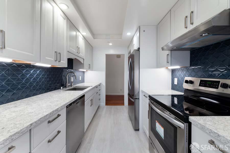 Detail Gallery Image 8 of 31 For 101 Lombard St 307w,  San Francisco,  CA 94111 - 2 Beds | 2 Baths