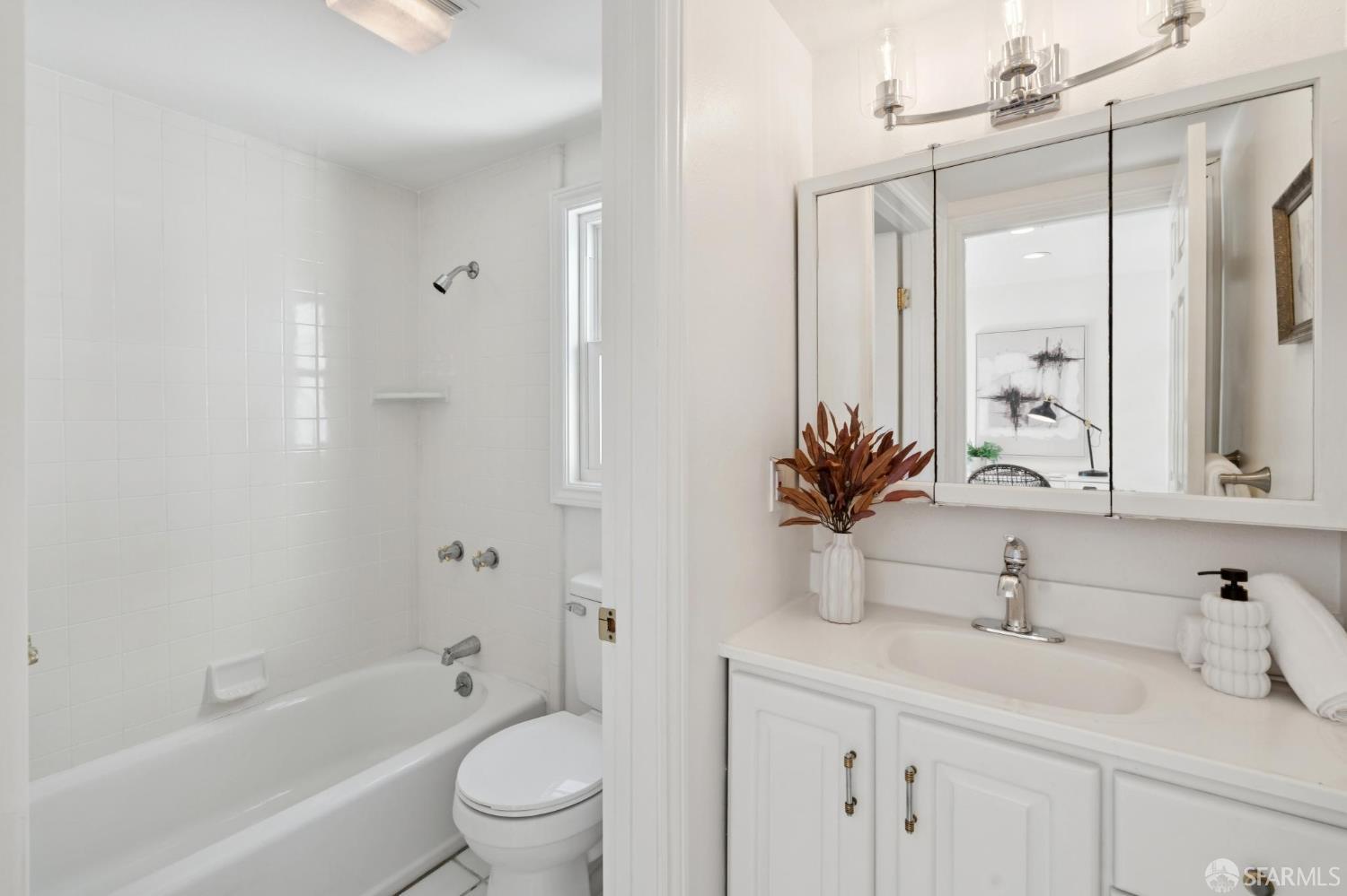 Detail Gallery Image 21 of 56 For 1412 Pacific Ave, Alameda,  CA 94501 - – Beds | – Baths