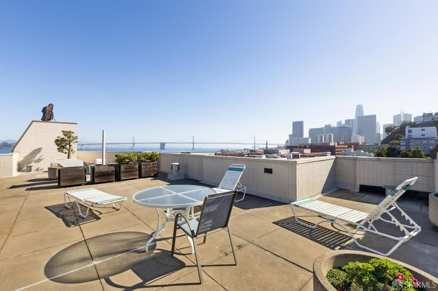 Detail Gallery Image 54 of 68 For 150 Lombard St #807,  San Francisco,  CA 94111 - 2 Beds | 2 Baths
