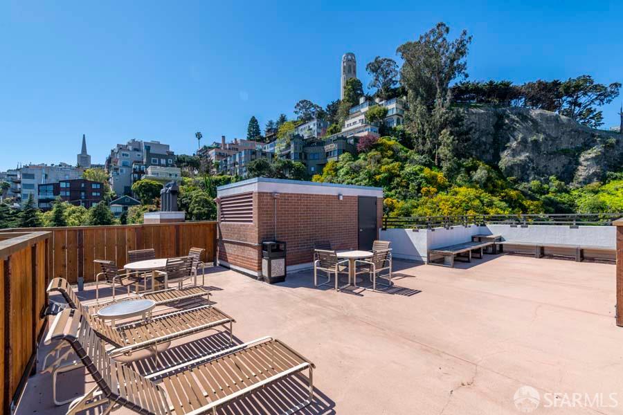 Detail Gallery Image 29 of 31 For 101 Lombard St 307w,  San Francisco,  CA 94111 - 2 Beds | 2 Baths