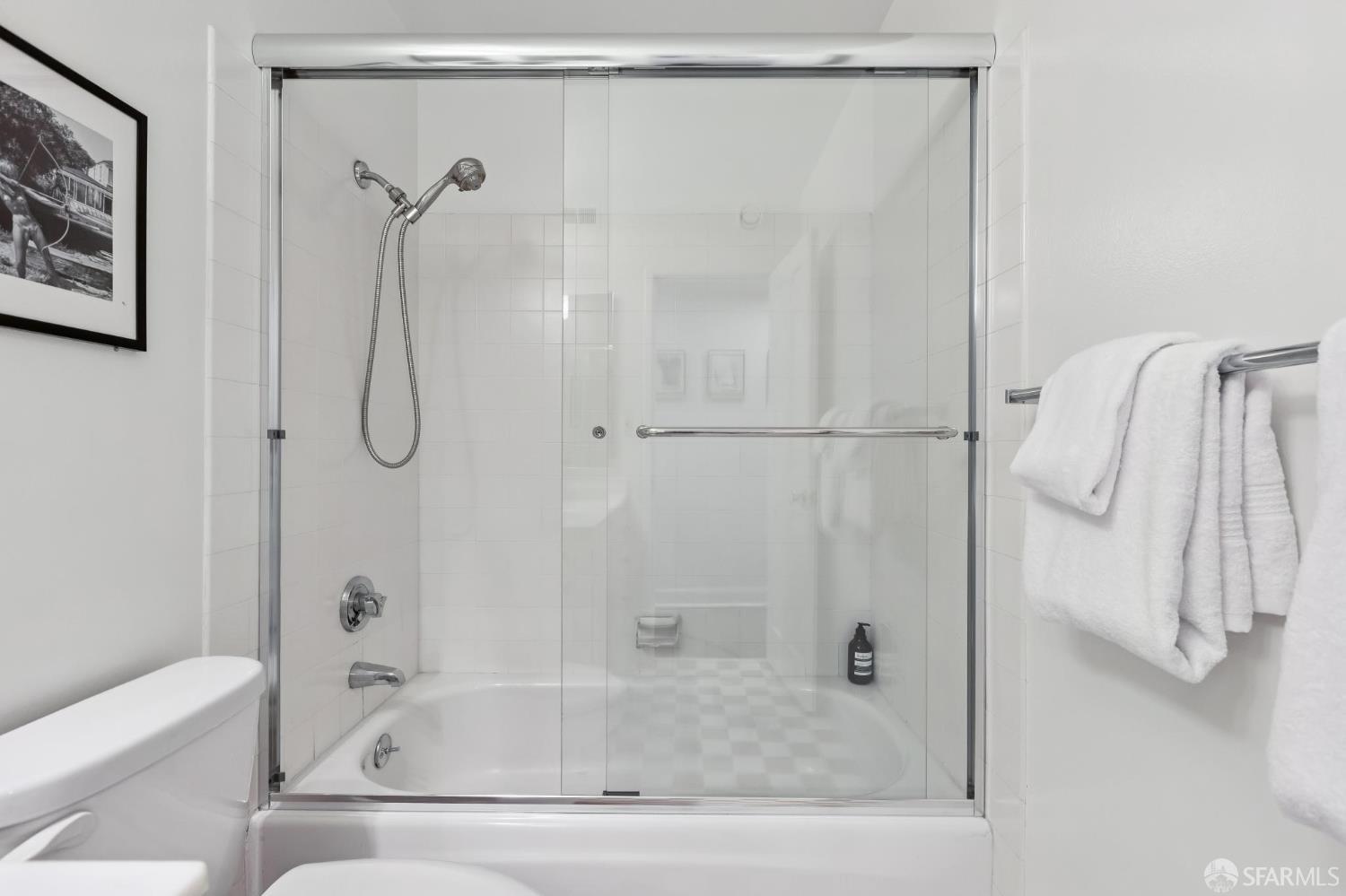 Detail Gallery Image 51 of 68 For 150 Lombard St #807,  San Francisco,  CA 94111 - 2 Beds | 2 Baths