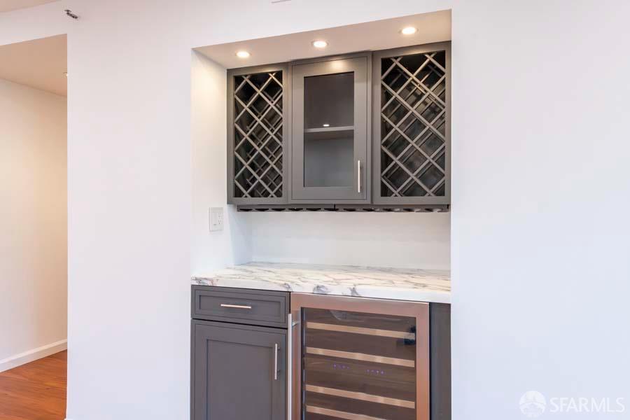 Detail Gallery Image 10 of 31 For 101 Lombard St 307w,  San Francisco,  CA 94111 - 2 Beds | 2 Baths