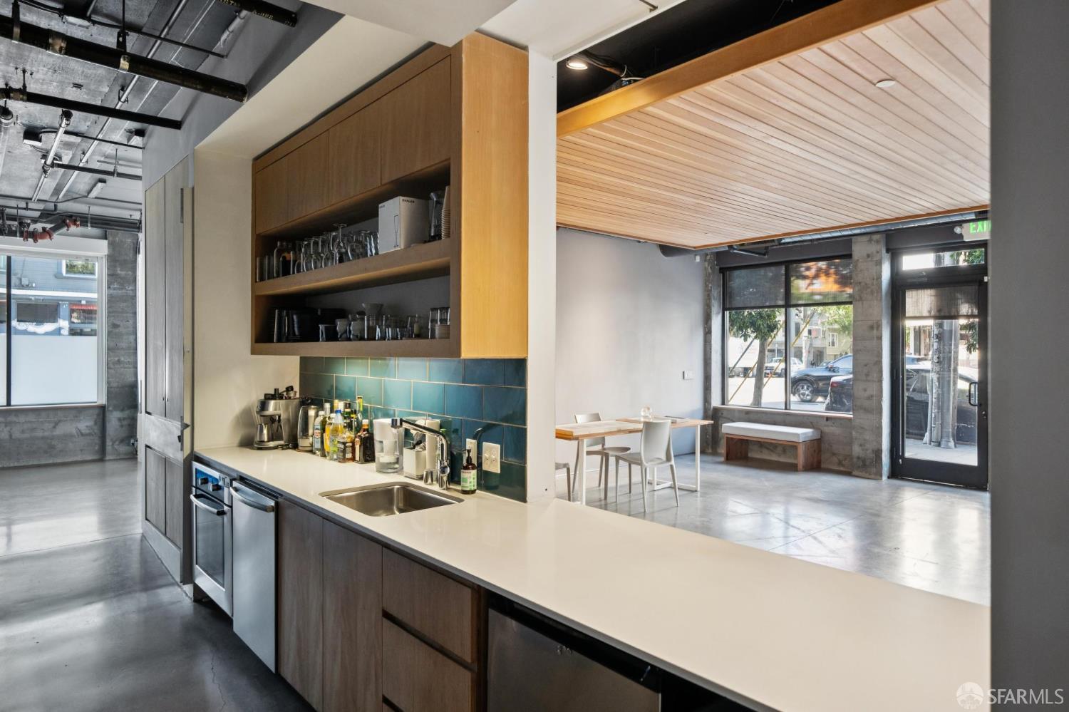 Detail Gallery Image 4 of 51 For 2405 Folsom St #1-4,  San Francisco,  CA 94110 - – Beds | – Baths