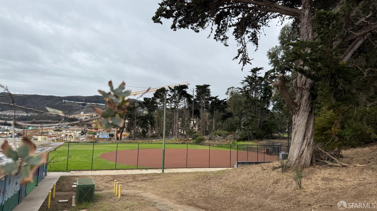 Detail Gallery Image 34 of 45 For 451 Sawyer St, San Francisco,  CA 94134 - 3 Beds | 1 Baths