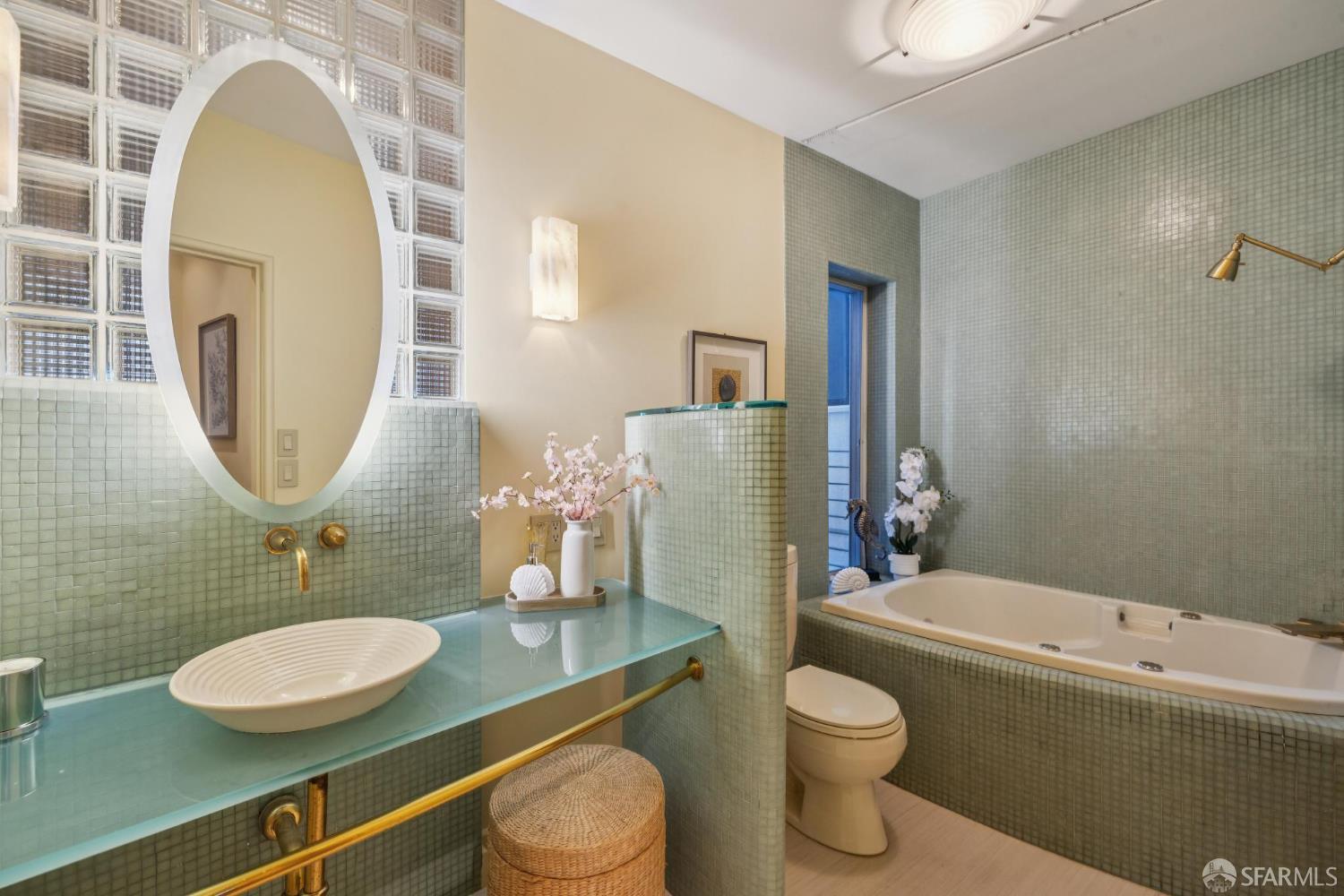 Detail Gallery Image 11 of 16 For 1440 Montgomery St #21,  San Francisco,  CA 94133 - 2 Beds | 2 Baths