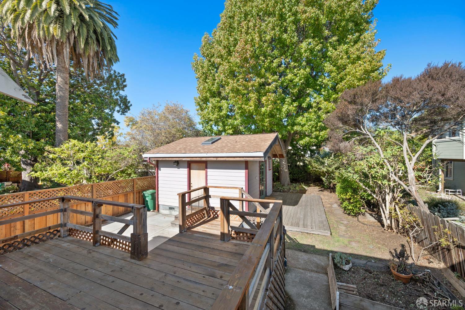 Detail Gallery Image 31 of 40 For 1611 Blake St, Berkeley,  CA 94703 - 2 Beds | 1 Baths