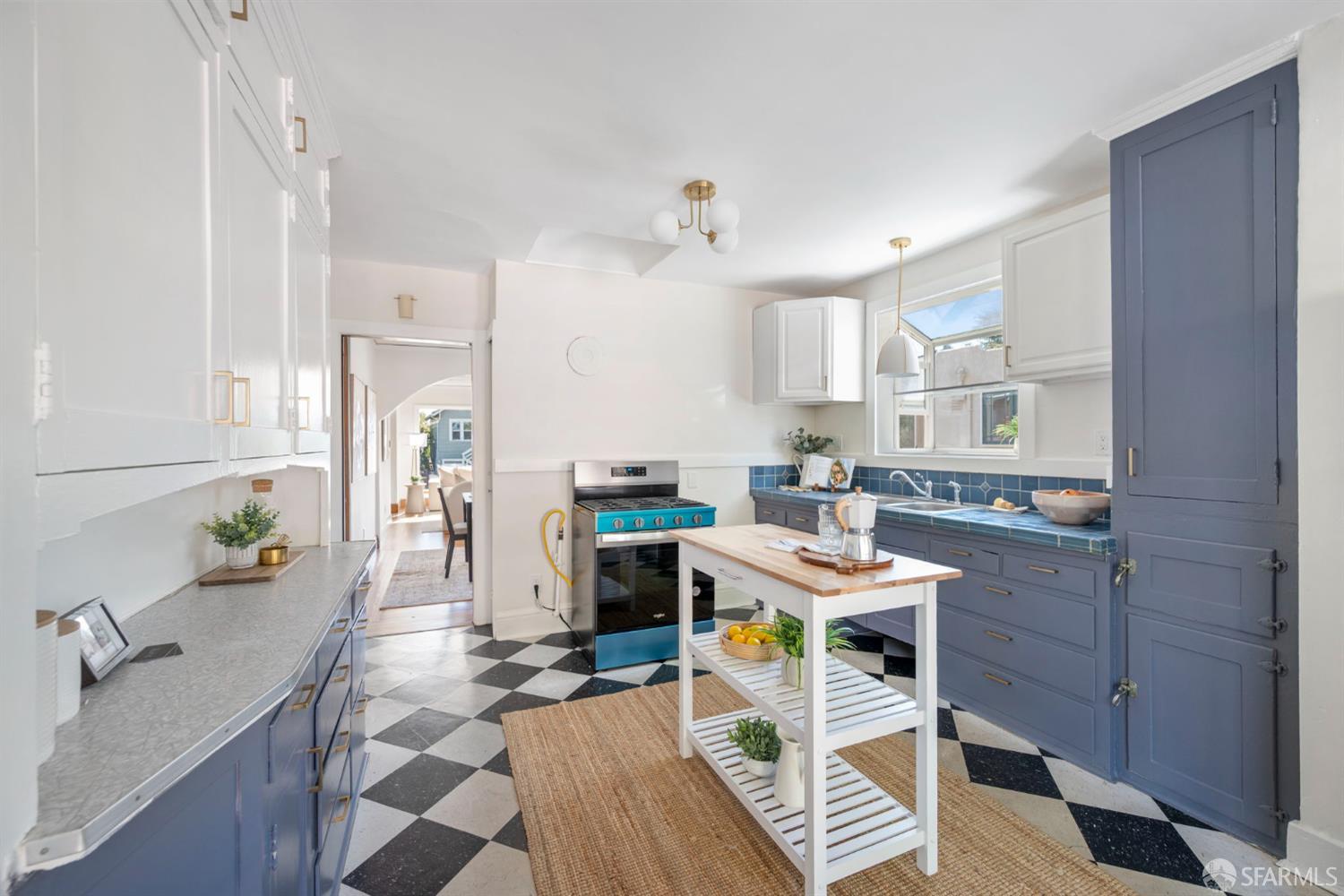 Detail Gallery Image 26 of 40 For 1611 Blake St, Berkeley,  CA 94703 - 2 Beds | 1 Baths