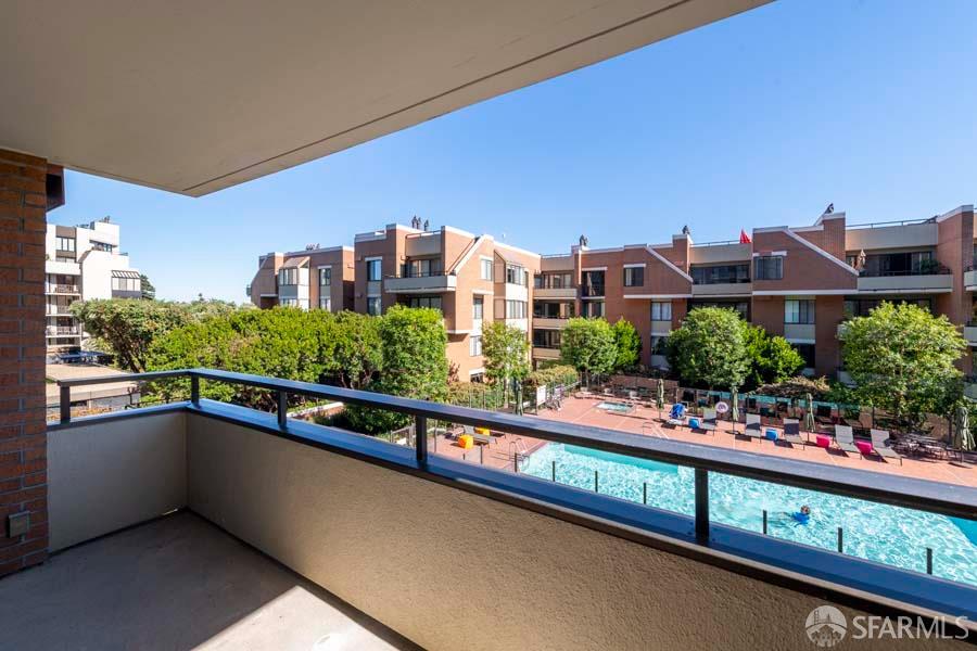 Detail Gallery Image 24 of 31 For 101 Lombard St 307w,  San Francisco,  CA 94111 - 2 Beds | 2 Baths