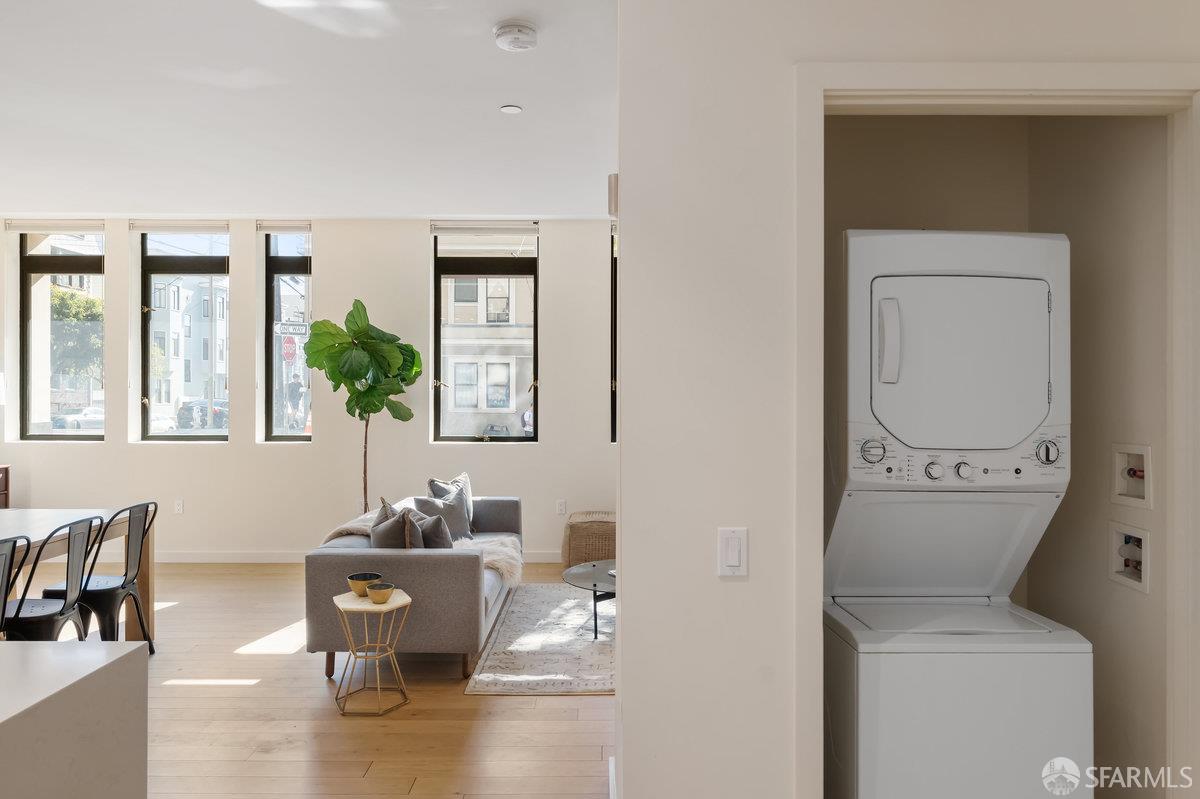 Detail Gallery Image 10 of 15 For 1601 Larkin St #102,  San Francisco,  CA 94109 - 1 Beds | 1 Baths