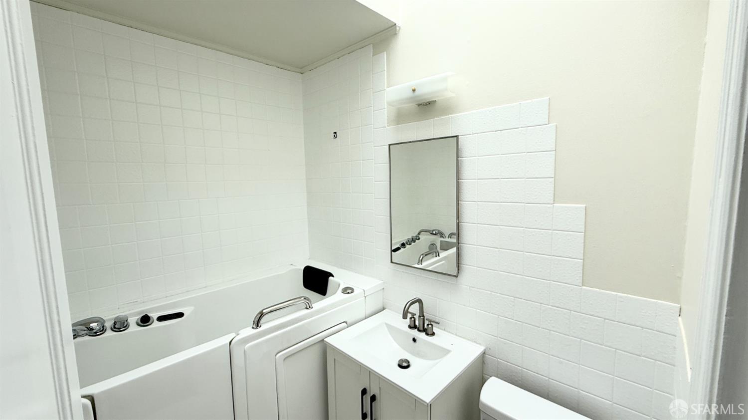 Detail Gallery Image 28 of 45 For 451 Sawyer St, San Francisco,  CA 94134 - 3 Beds | 1 Baths