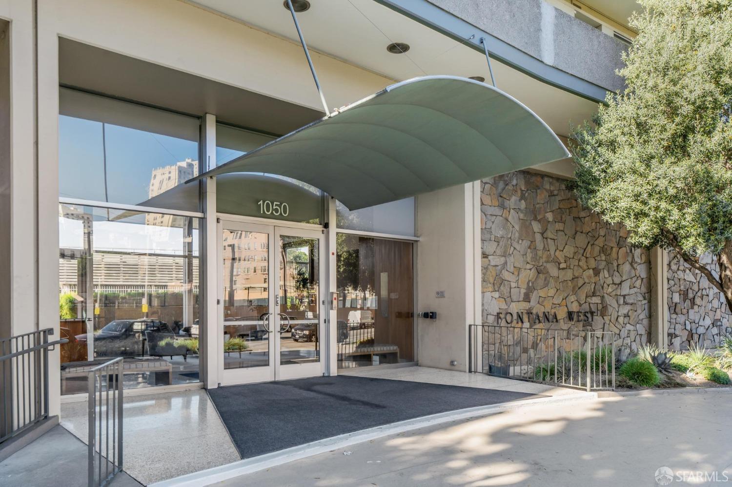 Detail Gallery Image 37 of 69 For 1050 North Point St #1002,  San Francisco,  CA 94109 - 2 Beds | 1 Baths