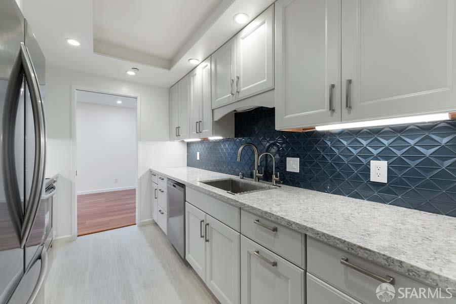 Detail Gallery Image 9 of 31 For 101 Lombard St 307w,  San Francisco,  CA 94111 - 2 Beds | 2 Baths