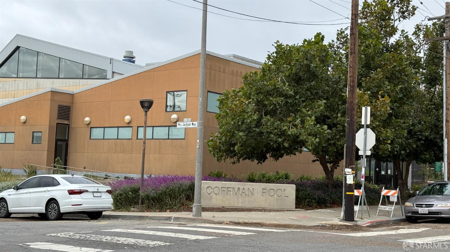 Detail Gallery Image 15 of 45 For 451 Sawyer St, San Francisco,  CA 94134 - 3 Beds | 1 Baths