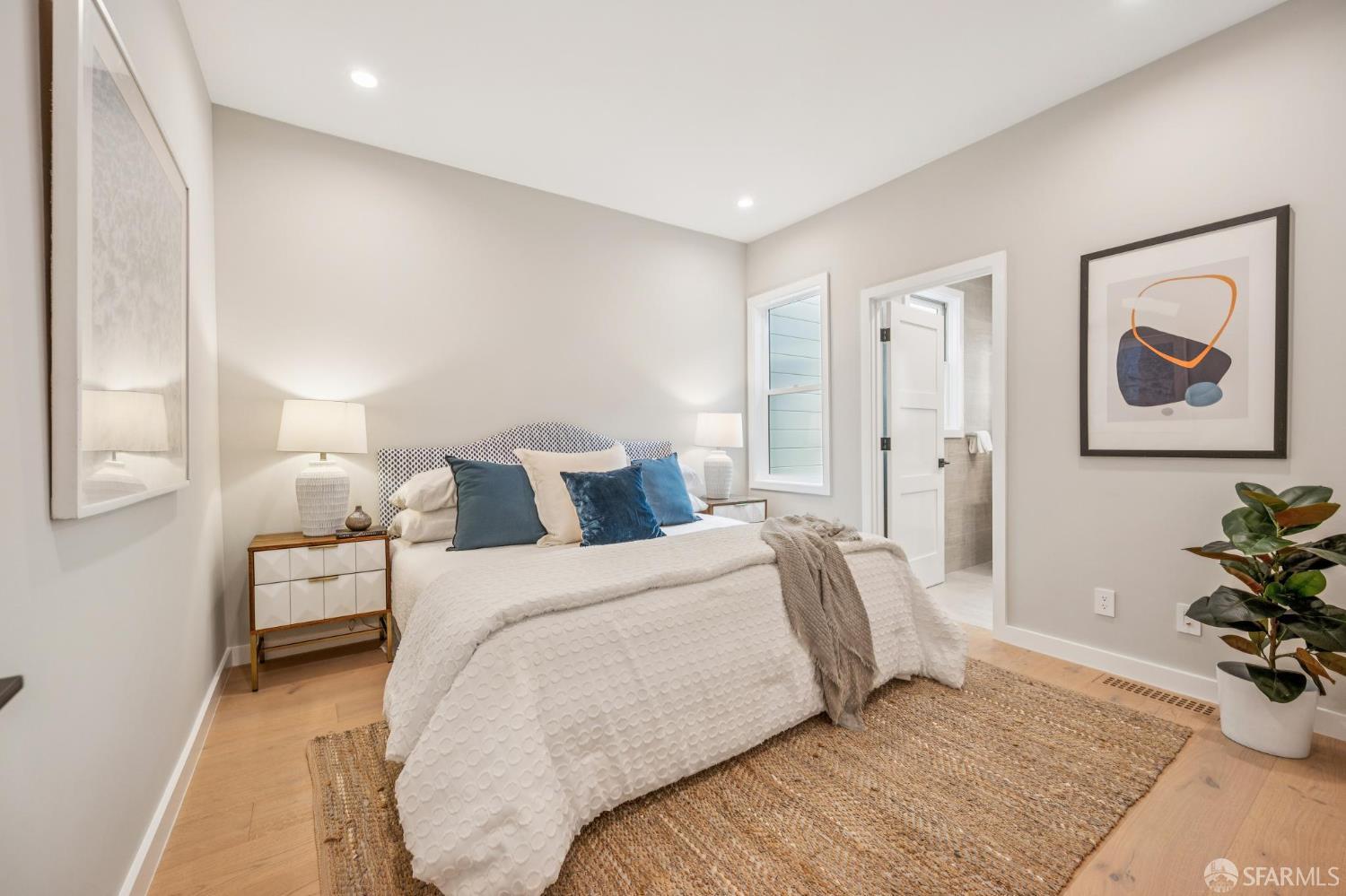 Detail Gallery Image 18 of 53 For 4149 26th St, San Francisco,  CA 94131 - 3 Beds | 3 Baths