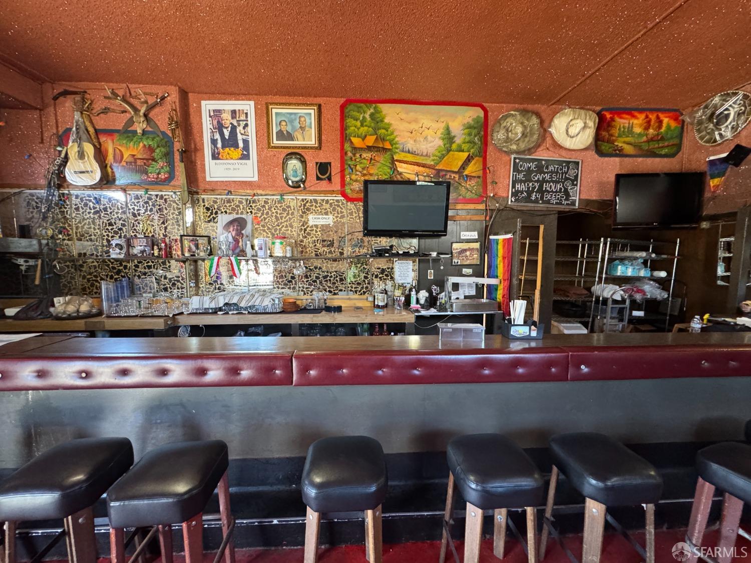 Detail Gallery Image 15 of 26 For 2950 25th St, San Francisco,  CA 94110 - – Beds | – Baths