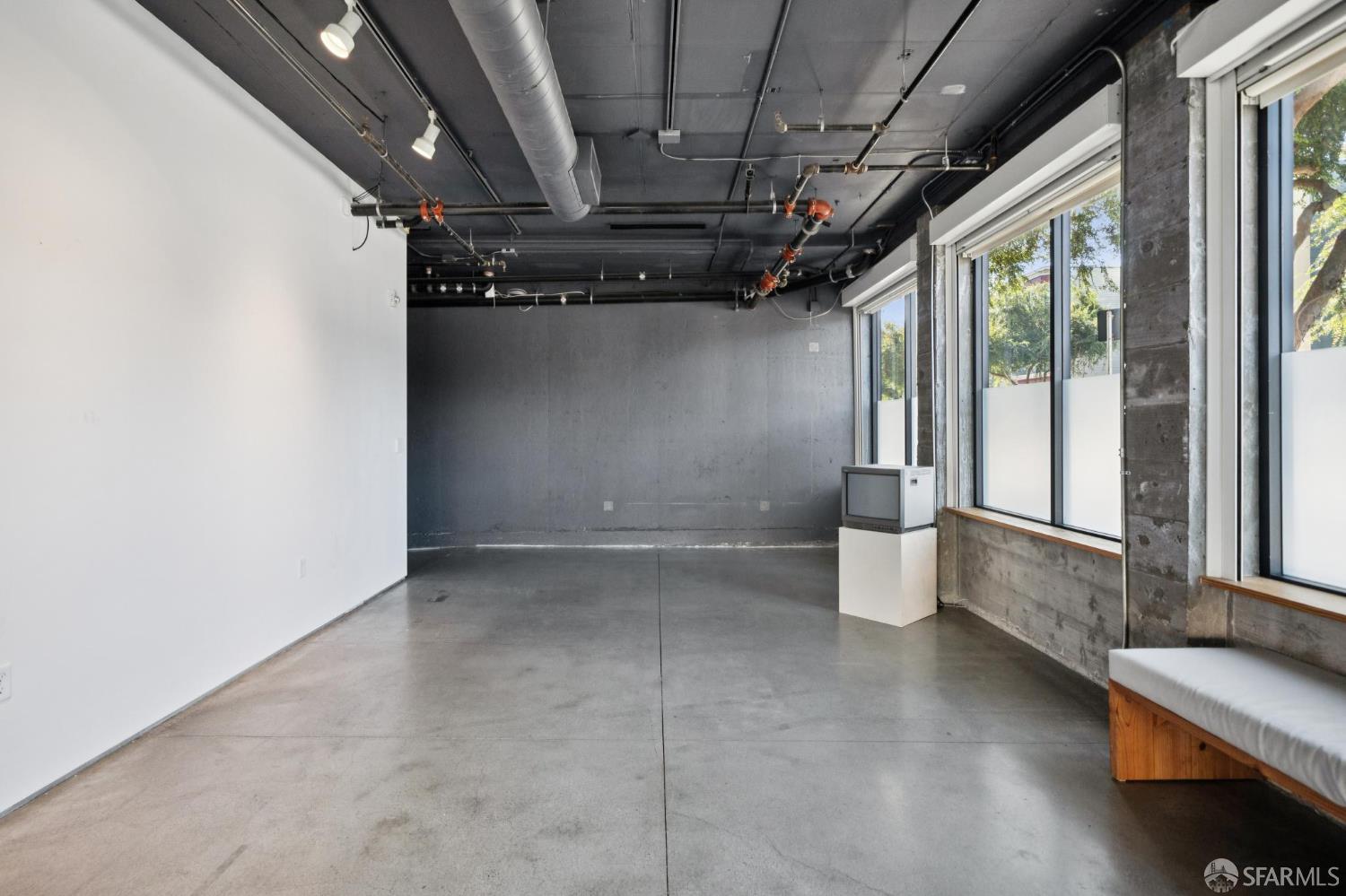 Detail Gallery Image 39 of 51 For 2405 Folsom St #1-4,  San Francisco,  CA 94110 - – Beds | – Baths