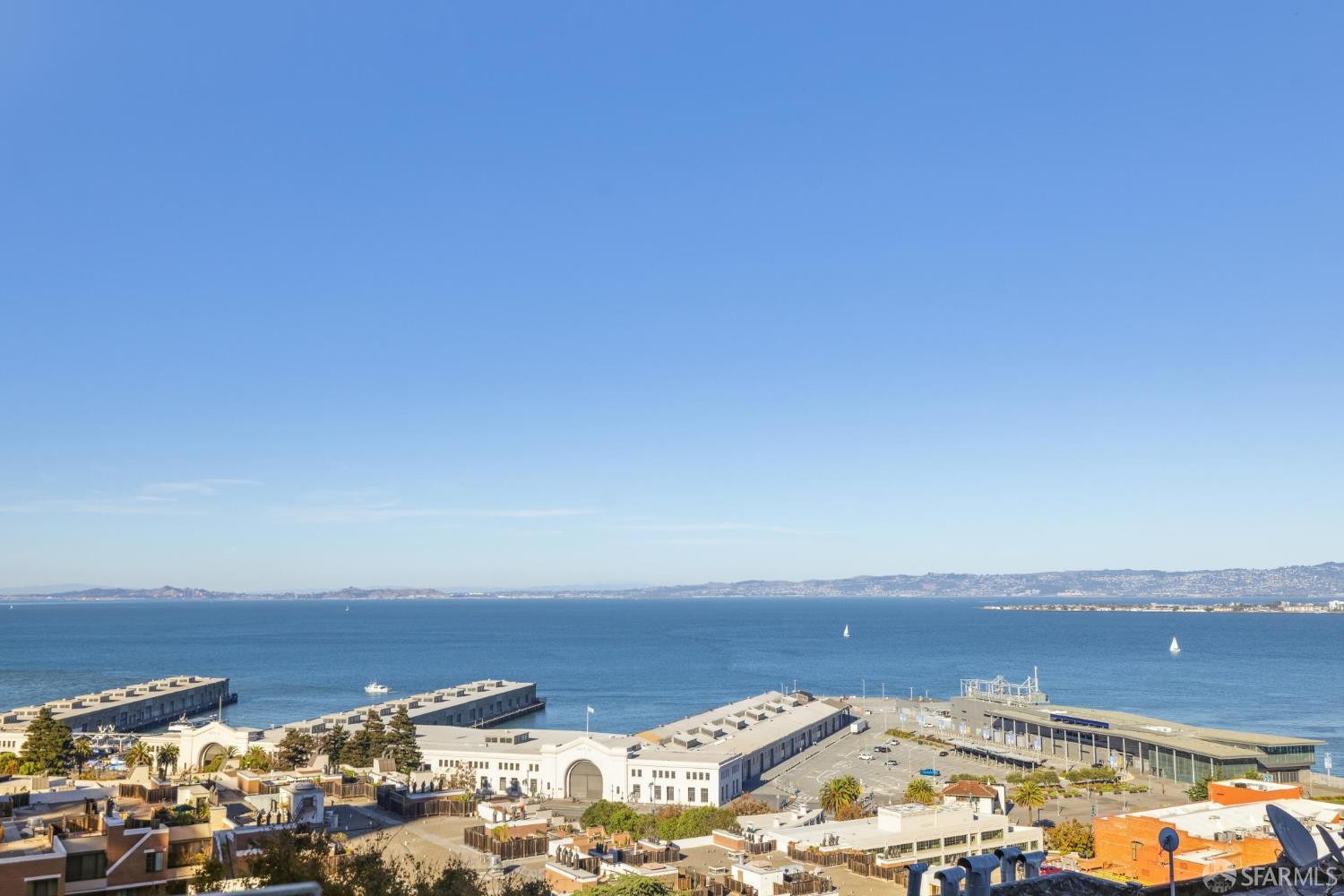 Detail Gallery Image 14 of 16 For 1440 Montgomery St #21,  San Francisco,  CA 94133 - 2 Beds | 2 Baths